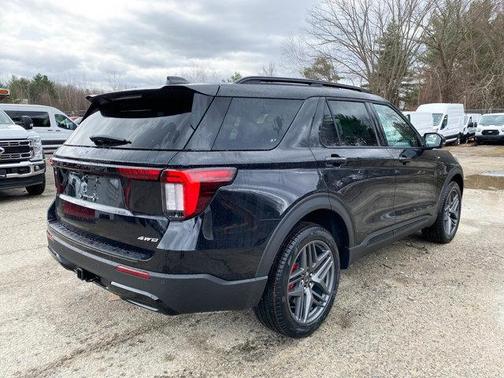 Agate Black Metallic 2026 Ford Explorer ST-Line