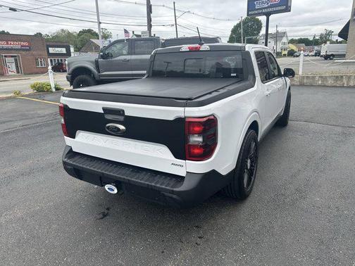 2023 Ford Maverick Lariat
