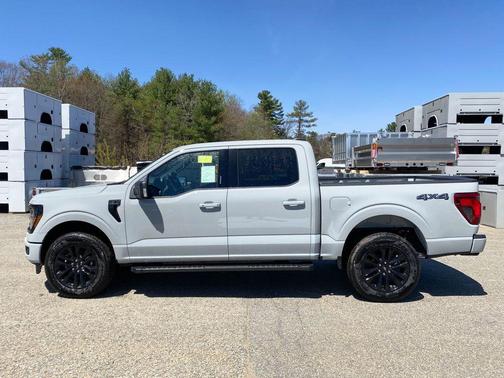 AVALANCHE 2026 Ford F-150 XLT