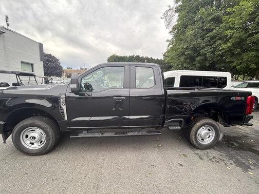 2023 Ford F-350 XL