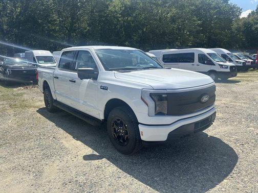2025 Ford F-150 Lightning XLT