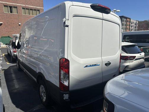 2022 Ford Transit-350 Base