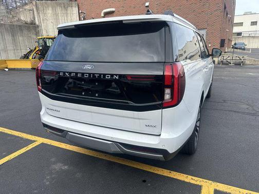 OXFORD WHITE 2025 Ford Expedition Max Platinum