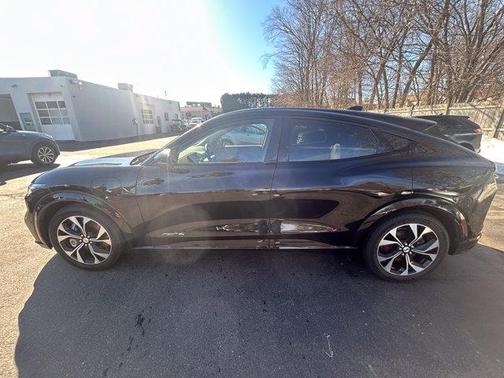 2021 Ford Mustang Mach-E Premium