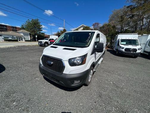 OXFORD WHITE 2024 Ford Transit-250 Base