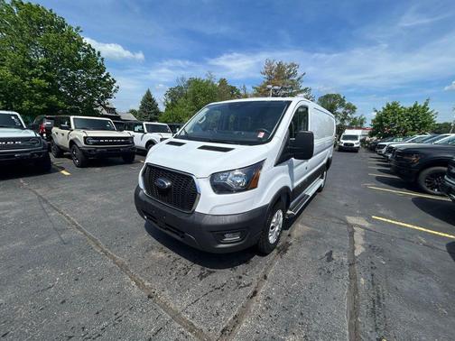 OXFORD WHITE 2024 Ford Transit-250 Base
