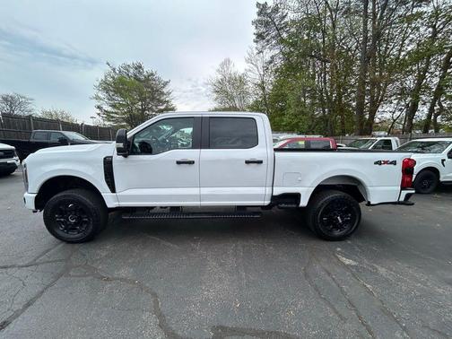 OXFORD WHITE 2025 Ford F-350 XL
