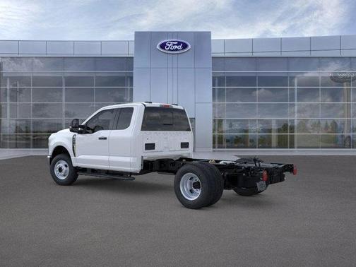 2025 Ford F-350 XL
