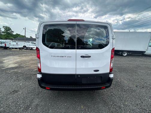 OXFORD WHITE 2024 Ford Transit-250 Base