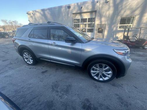 2022 Ford Explorer Platinum