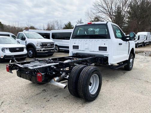OXFORD WHITE 2026 Ford F-350 XL