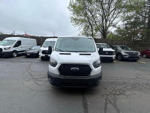 OXFORD WHITE 2025 Ford Transit-250 Base
