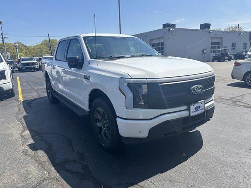 2025 Ford F-150 Lightning Flash