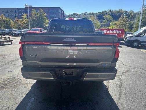 2023 Ford F-150 Lightning LARIAT