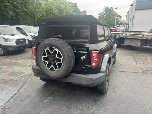 2022 Ford Bronco Outer Banks