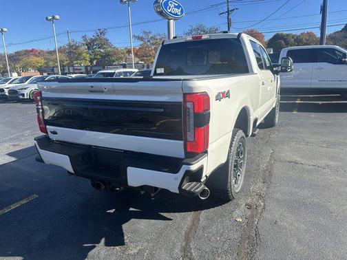 2026 Ford F-350 Platinum