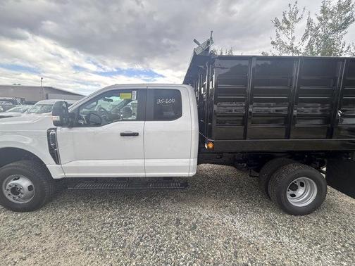 2025 Ford F-350 XL