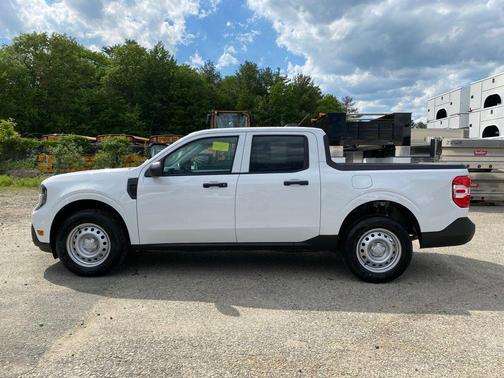 OXFORD WHITE 2026 Ford Maverick XL