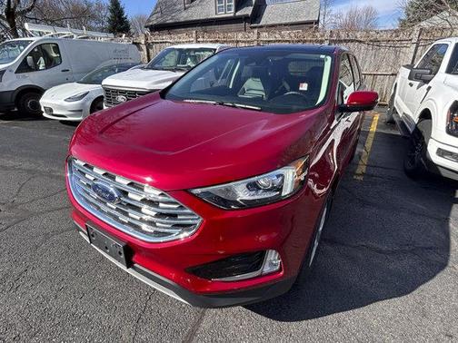 2022 Ford Edge SEL