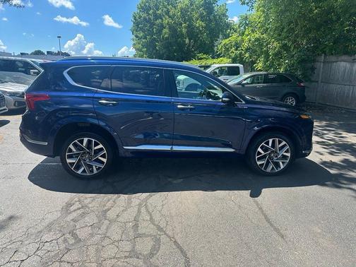 Stormy Sea 2022 Hyundai SANTA FE Calligraphy