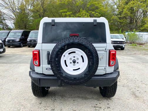 AVALANCHE GRAY 2026 Ford Bronco Heritage Edition