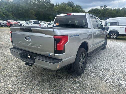 2025 Ford F-150 Lightning Flash