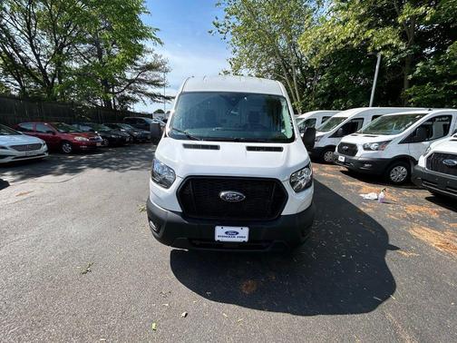 OXFORD WHITE 2024 Ford Transit-250 Base
