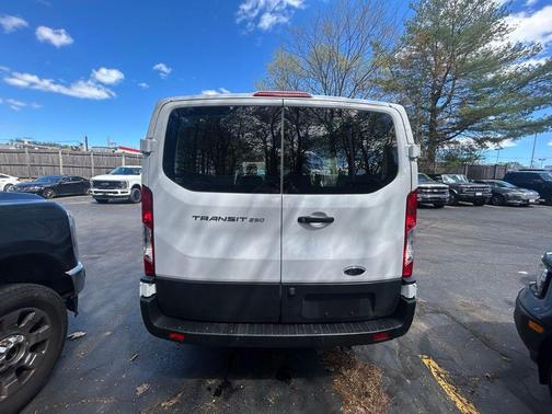 OXFORD WHITE 2024 Ford Transit-250 Base