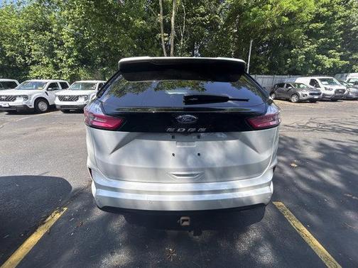 2022 Ford Edge ST Line