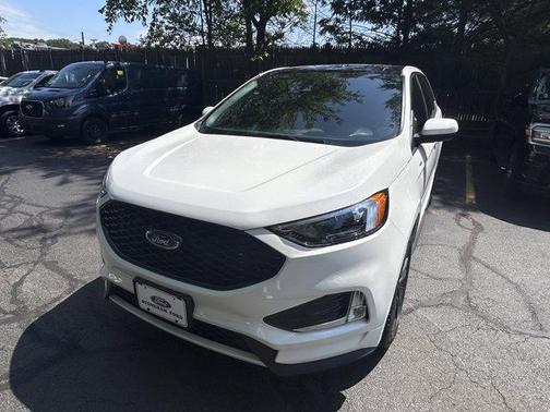 2022 Ford Edge ST Line