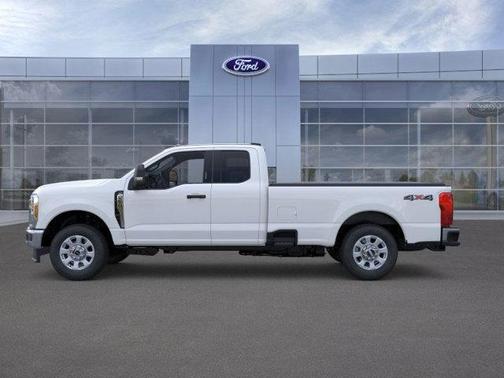2025 Ford F-250 XLT
