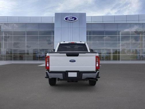 2025 Ford F-250 XLT