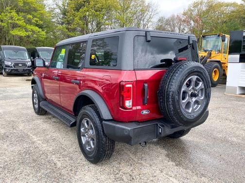 RUBY RED MET TNTD CLEARCOAT 2026 Ford Bronco Big Bend
