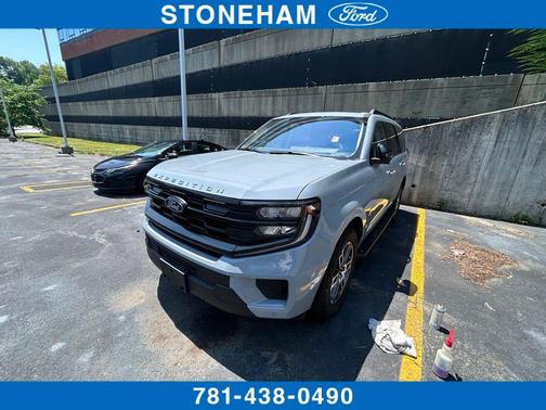 Gray Metallic 2025 Ford Expedition Active