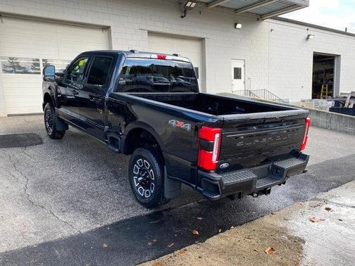 2026 Ford F-350 Platinum