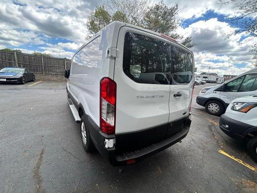 OXFORD WHITE 2024 Ford Transit-250 Base