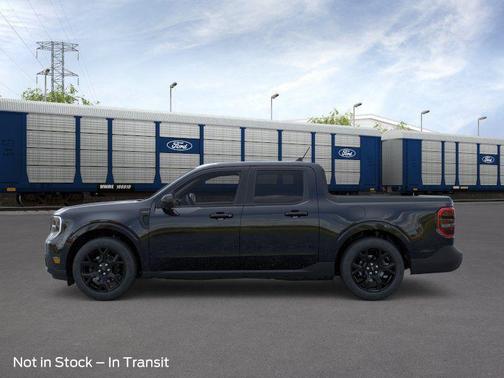 SHADOW BLACK 2026 Ford Maverick Lariat