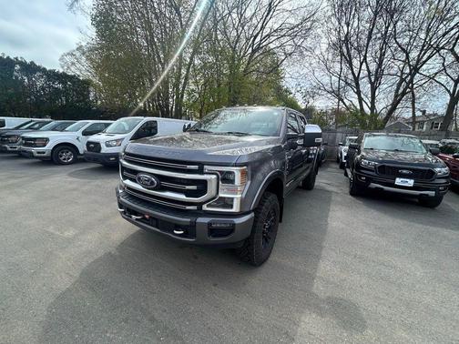 CARBONIZED GRAY 2022 Ford F-350 Platinum