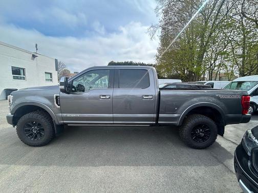 CARBONIZED GRAY 2022 Ford F-350 Platinum