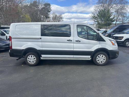 2022 Ford Transit-250 Base
