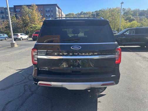 2022 Ford Expedition Platinum