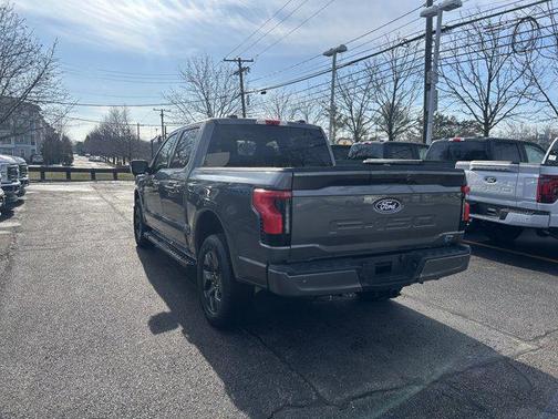 2025 Ford F-150 Lightning Flash
