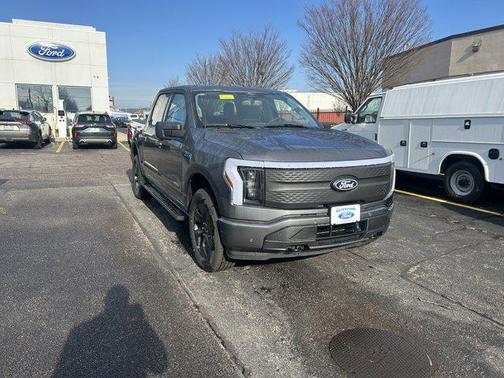 2025 Ford F-150 Lightning Flash