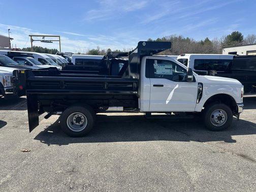 2025 Ford F-350 XL