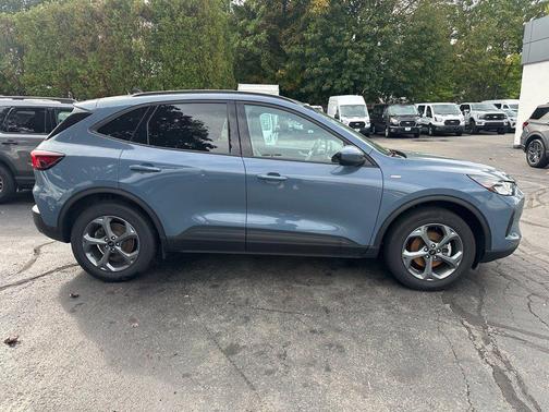 Vapor Blue Metallic 2025 Ford Escape ST-Line Select