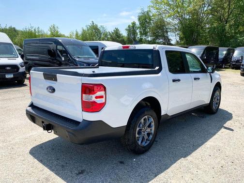 OXFORD WHITE 2026 Ford Maverick XLT