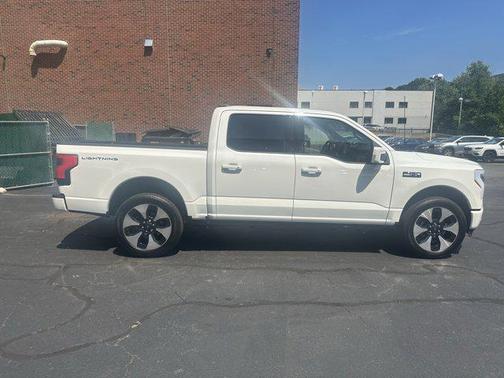 2024 Ford F-150 Lightning Platinum