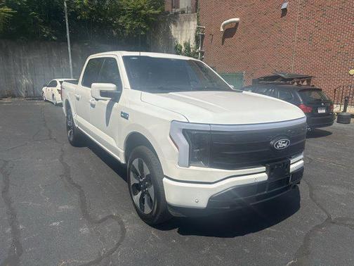 2024 Ford F-150 Lightning Platinum