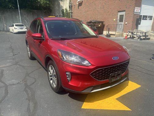 2021 Ford Escape SEL