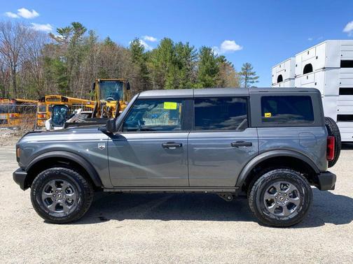 Carbonized Gray Metallic 2026 Ford Bronco Big Bend